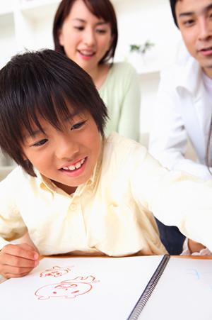 高齢者疑似体験などを通して学べる